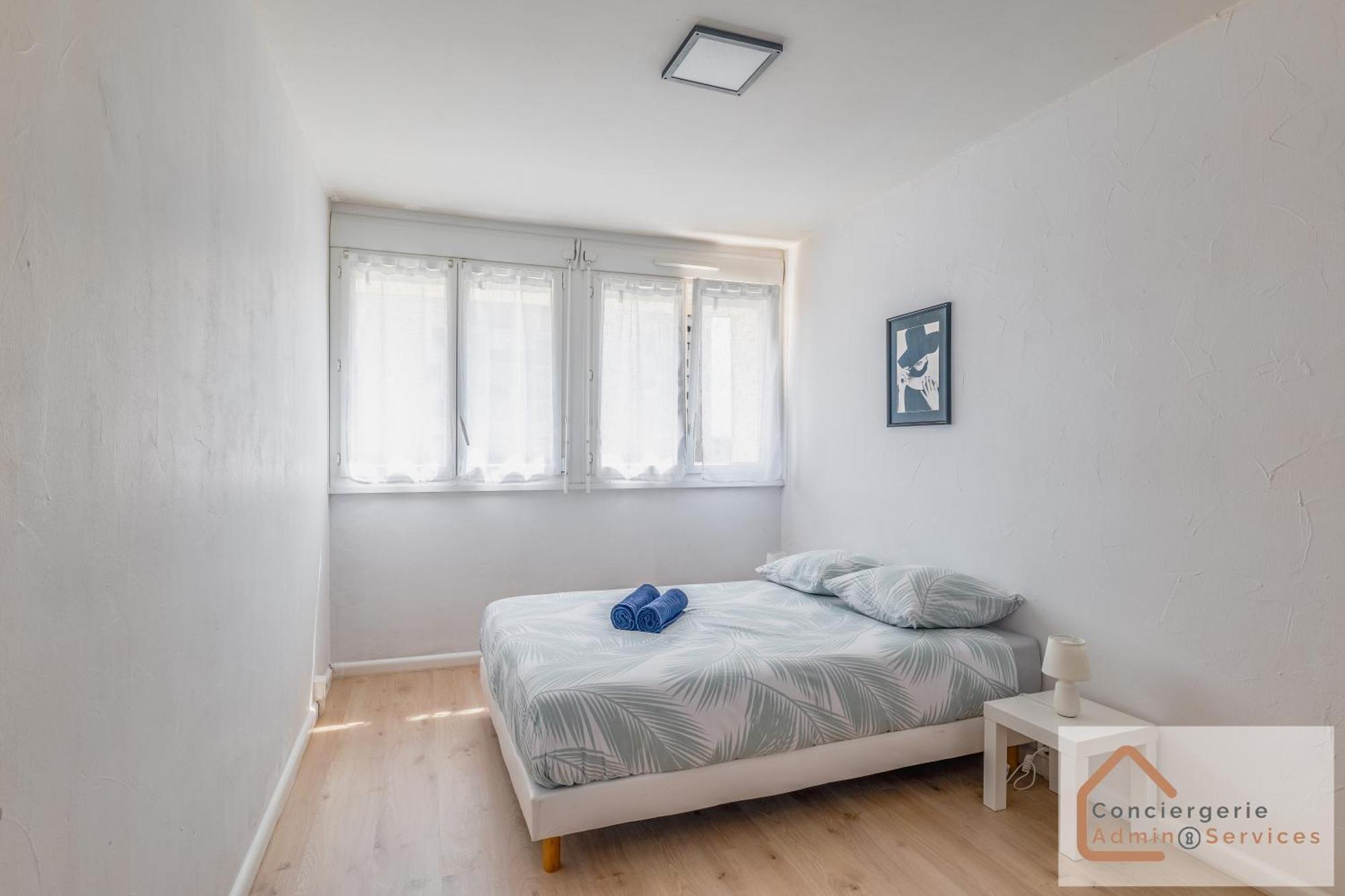 Apartment La Belle Escale - 2 A 6 Voyageurs Saint-Priest (Rhone)